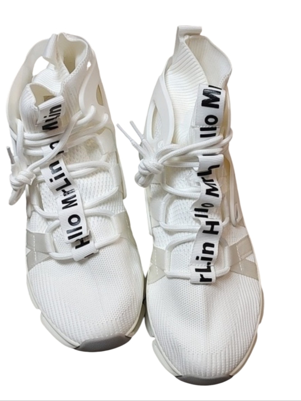 Hello Mr. Lin Innovative White Sneakers with Lattice Sole